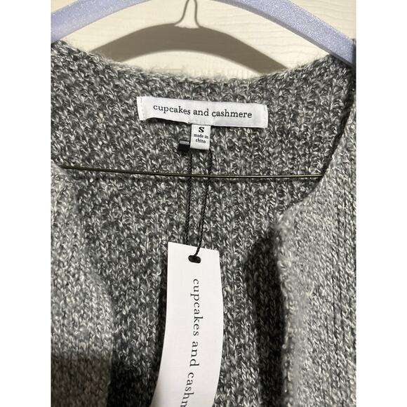 NWT Cupcakes and Cashmere Etoile Star Cardigan S - Picture 3 of 4